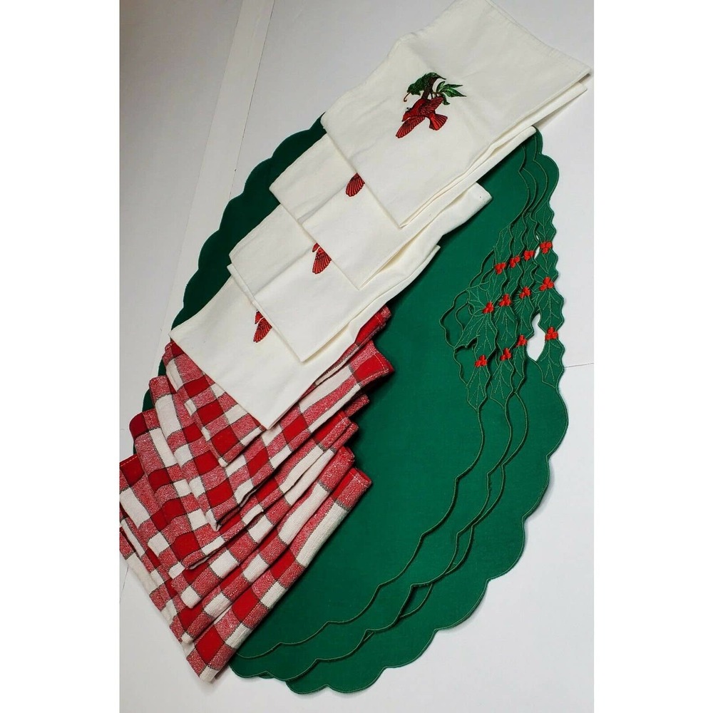 Christmas placemats 4 Green, 4 White Napkins W/ Red Bird Embroidery, 6 Red &...
